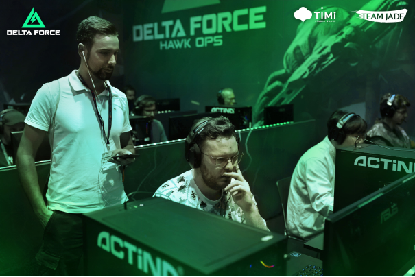 由于财务压 由于财务压