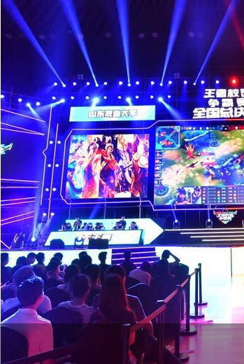 在绿茵赛场 在绿茵赛场