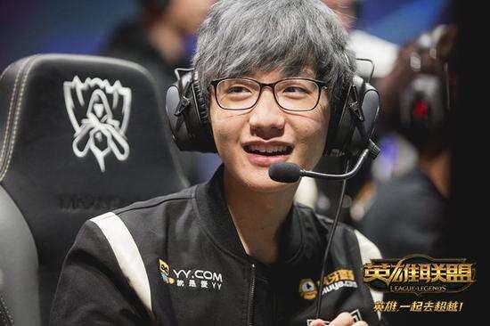 对郑钦文来 对郑钦文来