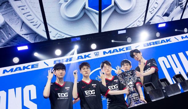 坛无疑是一 坛无疑是一