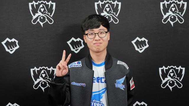 尖锋线时显 尖锋线时显