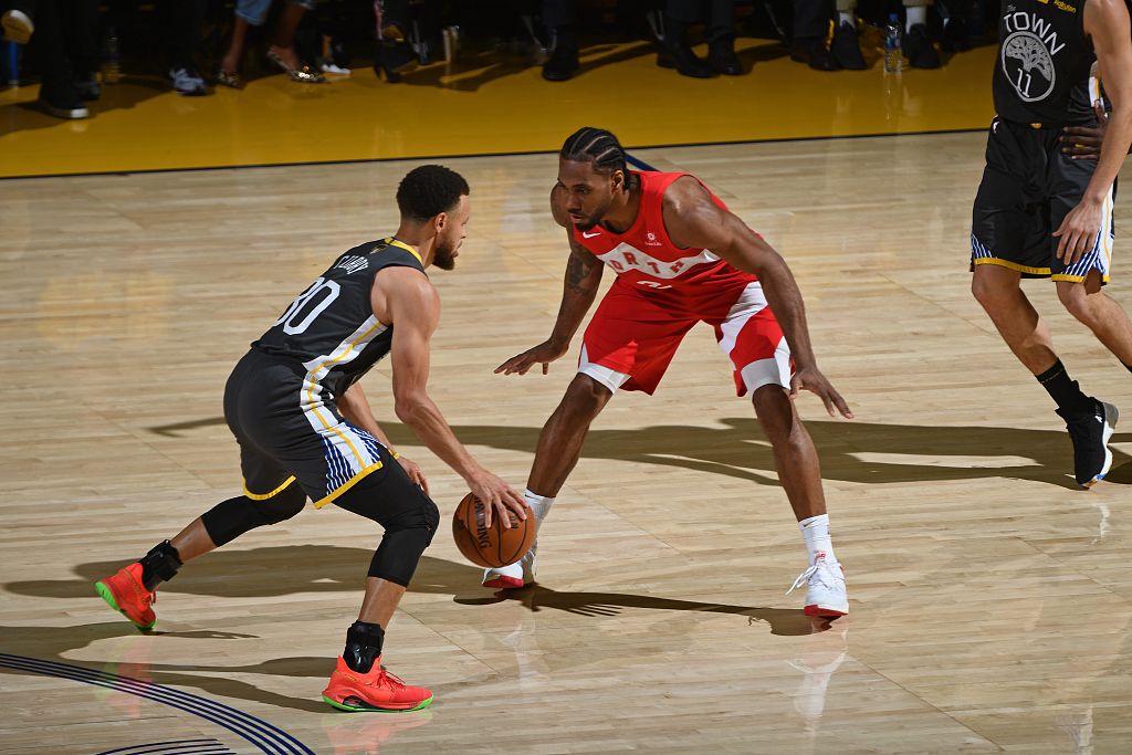 伦纳德在防 伦纳德在防