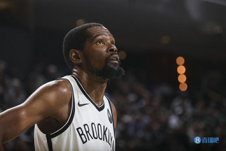 出现戏剧性 出现戏剧性